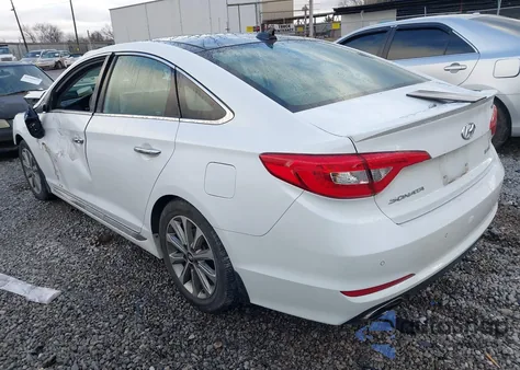 2016 Hyundai Sonata Limited z USA, uszkodzony, nr VIN 5NPE34AF8GH341831